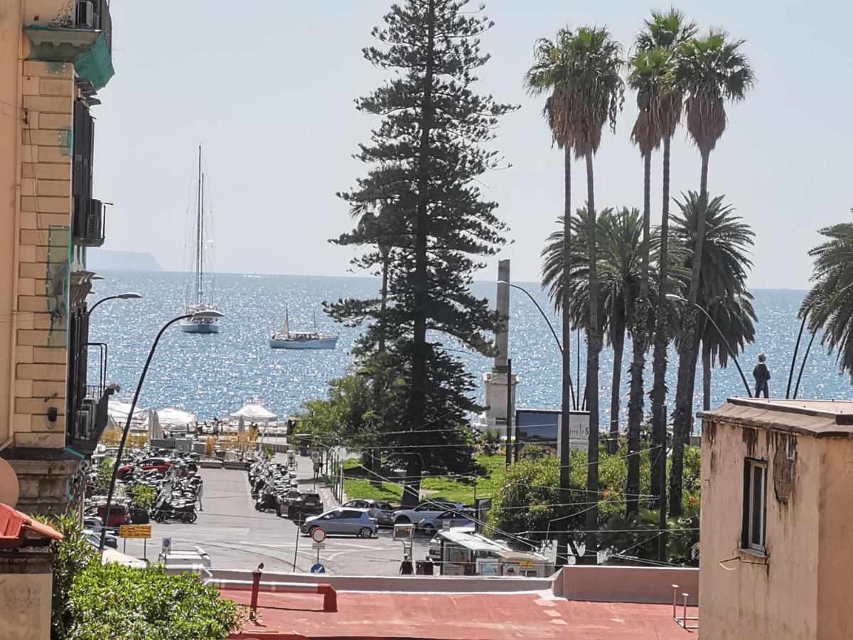Napoli Centro Chiaia Leilighet Eksteriør bilde